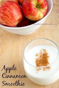 Apple Cinnamon Smoothie Recipe - This is the perfect breakfast smoothie recipe to get little minds fueled up and ready for the day.