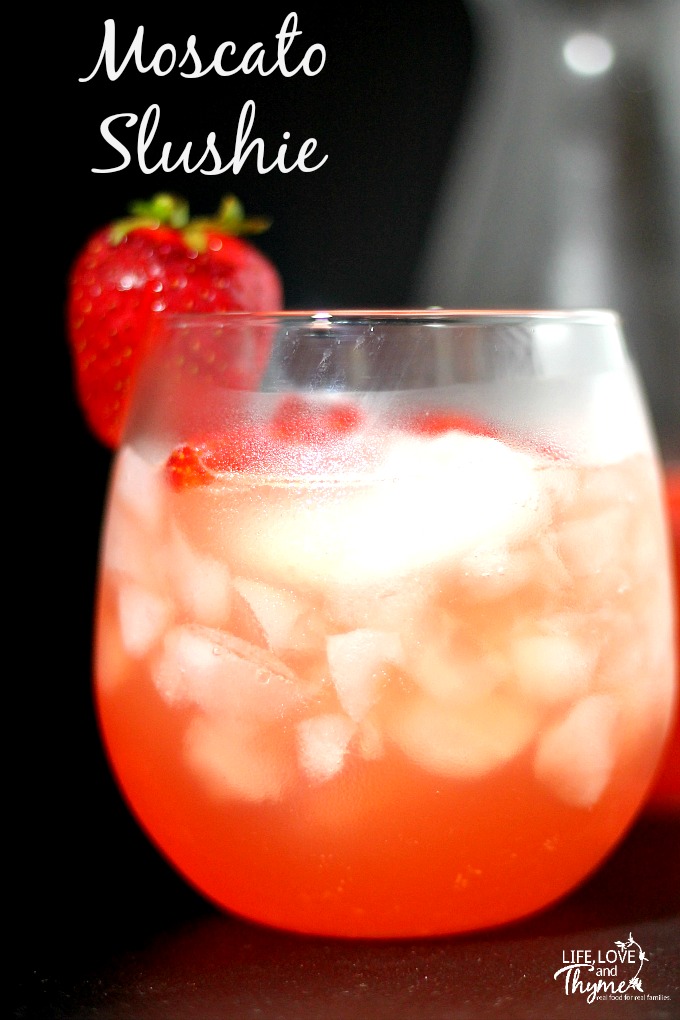 Moscato Slushie - The perfect summer drink recipe.